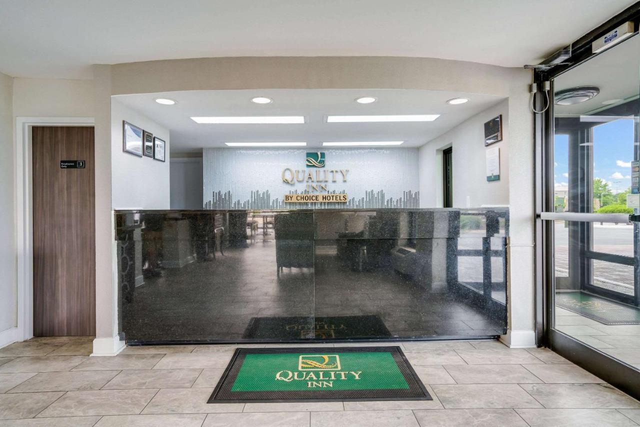 Quality Inn Greenville Near University Екстер'єр фото