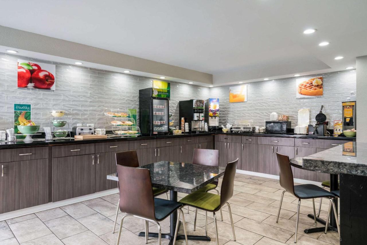 Quality Inn Greenville Near University Екстер'єр фото