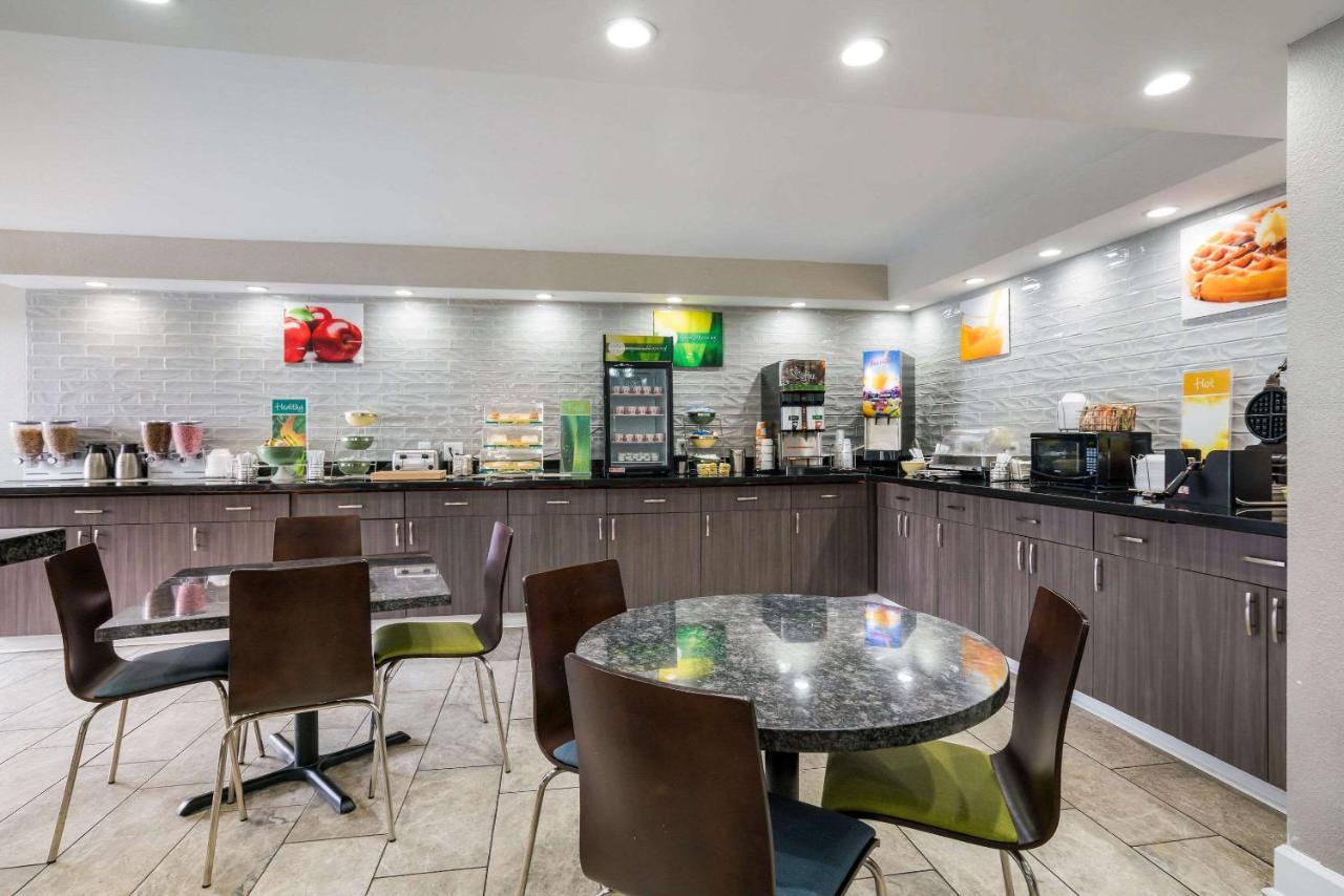 Quality Inn Greenville Near University Екстер'єр фото