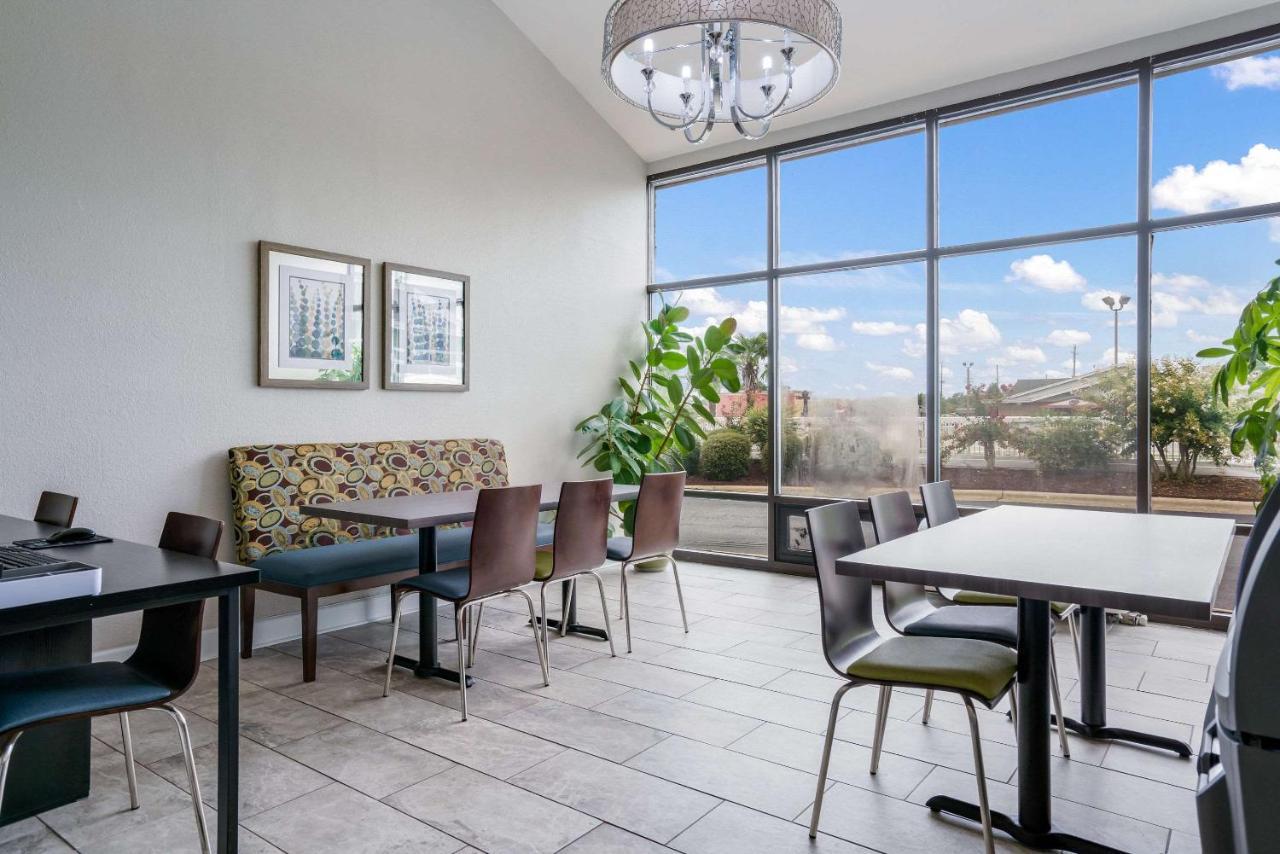 Quality Inn Greenville Near University Екстер'єр фото
