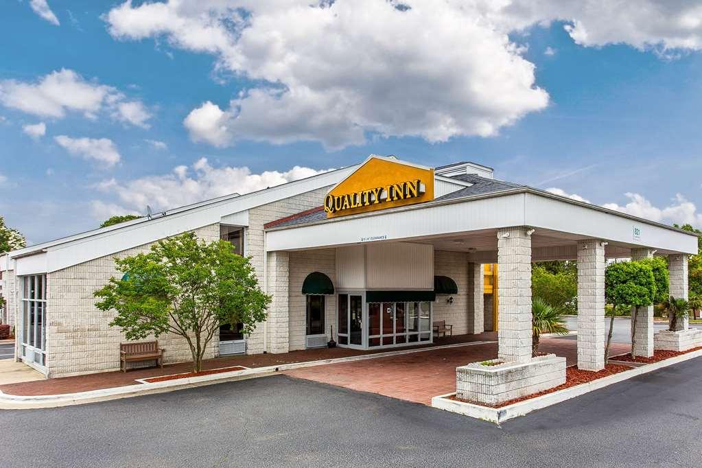 Quality Inn Greenville Near University Екстер'єр фото